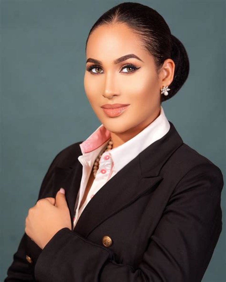 Uncover The Visionary Insights Of Carolyna Hutchings In Education