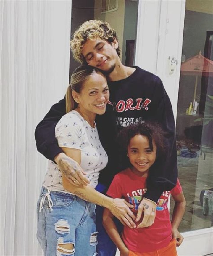 Dominic Fike's Little Sister Revealed