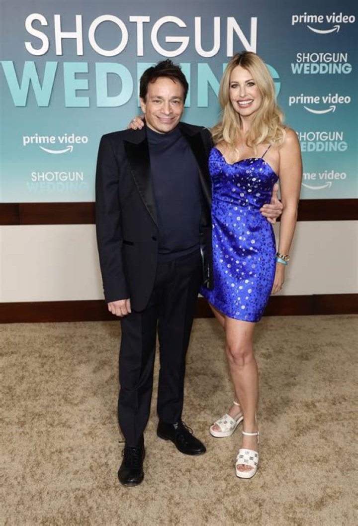 Uncovering Chris Kattan's Height And Its Astonishing Implications