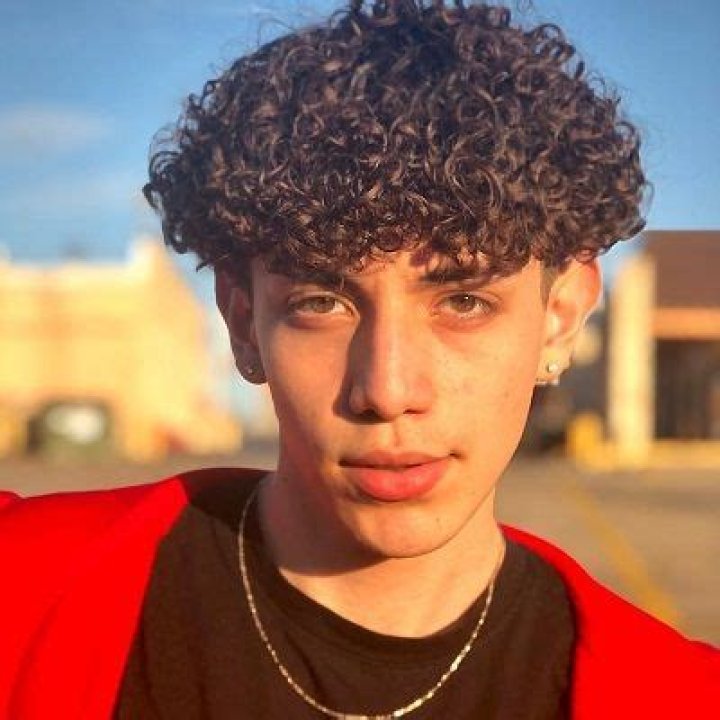 Unveiling Julian Barboza's Net Worth: Secrets And Strategies Revealed