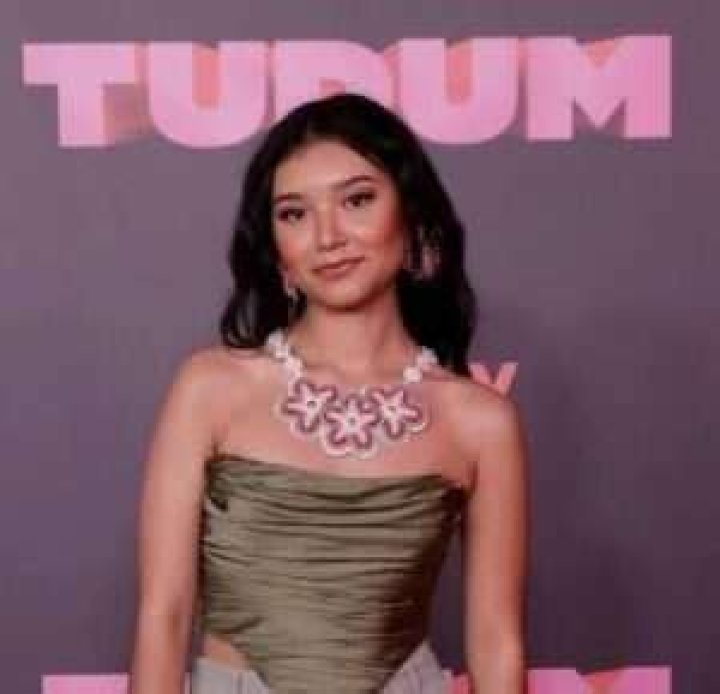 Unveiling The Truth Behind Kiawentiio Tarbell's Height: Surprising Revelations