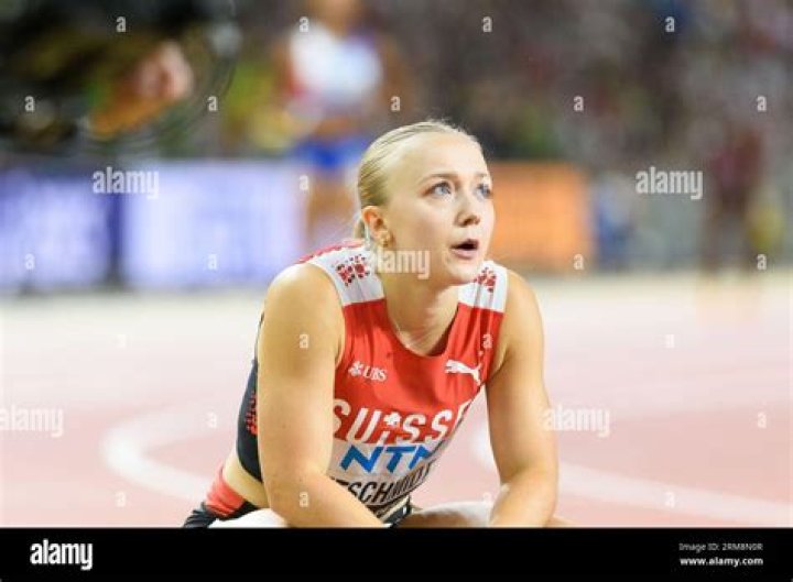 Unveiling The Extraordinary: Melissa Gutschmidt's Height Unveiled