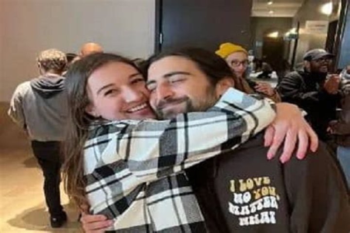 Noah Kahan Relationships: Unraveling The Heartfelt Tapestry