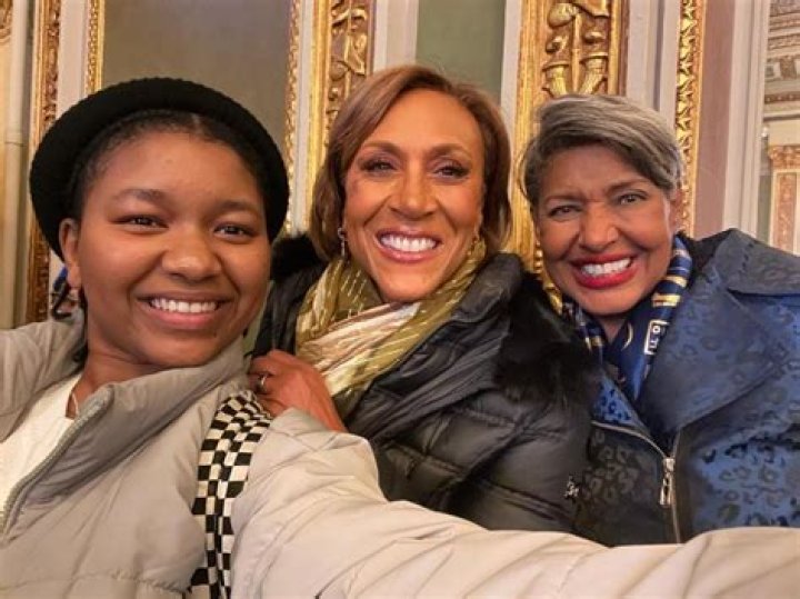 Unveiling The Unbreakable Bond: Robin Roberts' Sisters